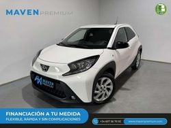 Blanco Usado 2024 Toyota Aygo Play Utilitario | 14.899 € (Precio justo)