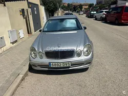 Gris / plata Usado 2006 Mercedes E280 Avantgarde Berlina | 5500 € (Precio justo)