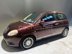 Granate Usado 2007 Lancia Ypsilon Utilitario | 3000 €