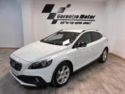 Blanco Usado 2015 Volvo V40 CC Summum Familiar | 12.400 € (Super precio)