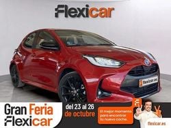 Rojo Usado 2024 Toyota Yaris Hybrid Business Edition Berlina | 24.090 € (Un poco caro)