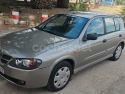 Beige Usado 2003 Nissan Almera Acenta Berlina | 2500 € (Un poco caro)
