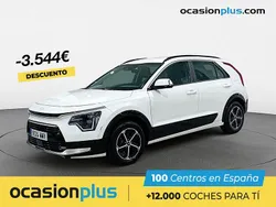 Blanco Usado 2024 Kia Niro SUV | 24.400 € (Precio justo)