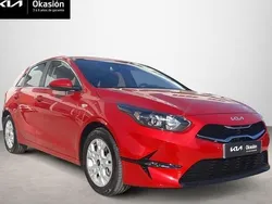 Rojo Nuevo 2024 Kia Ceed Berlina | 21.990 € (Buen precio)