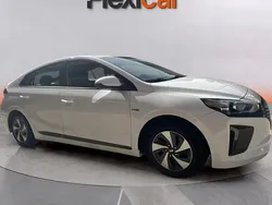 Blanco Usado 2018 Hyundai Ioniq Berlina | 12.380 € (Buen precio)