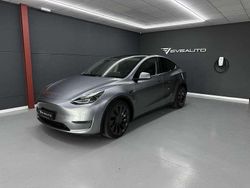 Plateado Usado 2023 Tesla Model Y Performance SUV | 40.900 € (Un poco caro)
