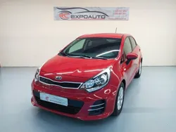 Rojo Usado 2016 Kia Rio Utilitario | 9990 € (Precio justo)