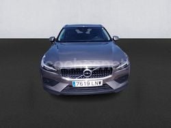 Gris / plata Usado 2021 Volvo V60 CC Familiar | 27.300 € (Buen precio)