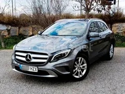 Gris / plata Usado 2014 Mercedes GLA200 Style SUV | 14.900 € (Precio justo)