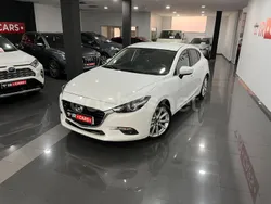 Blanco Usado 2017 Mazda 3 Luxury Berlina | 16.999 € (Precio justo)