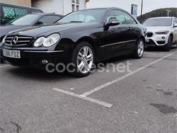 Negro Usado 2006 Mercedes CLK280 Avantgarde Coupe | 7500 € (Un poco caro)