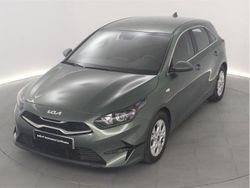 Verde Usado 2024 Kia Ceed | 18.307 € (Precio justo)