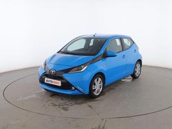 Azul Usado 2017 Toyota Aygo X-play Utilitario | 9799 € (Precio justo)