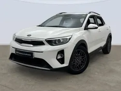 Clear white (ud) Usado 2020 Kia Stonic SUV | 18.995 € (Caro)