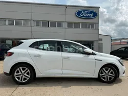 Blanco Usado 2019 Renault Mégane IV Business Berlina | 11.500 € (Precio justo)