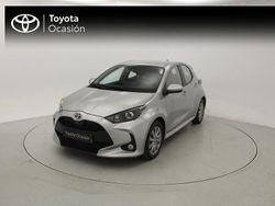 Gris Usado 2024 Toyota Yaris Hybrid Active Berlina | 21.575 € (Precio justo)