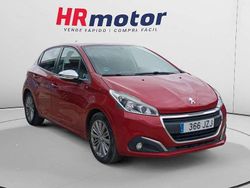 Rojo Usado 2017 Peugeot 208 Style Utilitario | 8450 € (Precio justo)