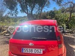 Rojo Usado 2005 Ford Fiesta Trend Utilitario | 600 €