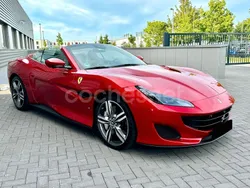 Rojo Usado 2021 Ferrari Portofino Descapotable | 170.000 €