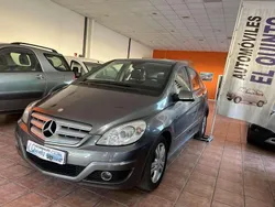 Gris Usado 2010 Mercedes B180 Monovolumen | 7900 € (Precio justo)