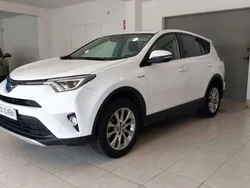 Blanco Usado 2017 Toyota RAV4 Hybrid Executive SUV | 22.499 € (Precio justo)