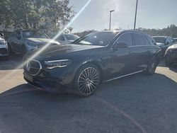 Gris Usado 2024 Mercedes E220 Familiar | 72.400 € (Precio justo)