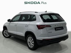 Blanco Usado 2023 Skoda Karoq Ambition SUV | 26.700 € (Precio justo)