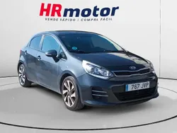 Gris Usado 2016 Kia Rio Utilitario | 9290 € (Un poco caro)