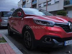 Rojo Usado 2017 Renault Kadjar Zen SUV | 16.500 € (Precio justo)