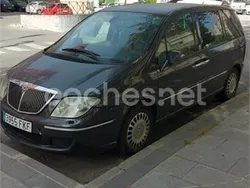 Negro Usado 2007 Lancia Phedra Monovolumen | 2300 €