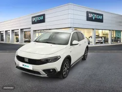 Blanco Usado 2022 Fiat Tipo Cross Berlina | 16.900 € (Buen precio)