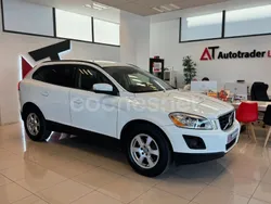 Blanco Usado 2009 Volvo XC60 Kinetic SUV | 13.499 € (Un poco caro)