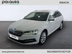 Blanco Usado 2019 Skoda Superb Ambition Familiar | 23.500 € (Precio justo)