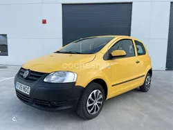 Amarillo Usado 2007 VW Fox Utilitario | 3490 €