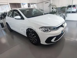 Blanco Nuevo 2024 VW Polo Life Berlina | 20.975 € (Precio justo)