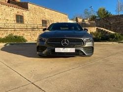 Gris Usado 2020 Mercedes 200 Premium Utilitario | 38.900 € (Un poco caro)