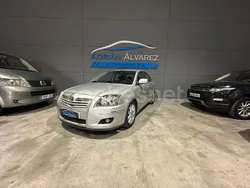 Beige Usado 2007 Toyota Avensis Executive Berlina | 4450 € (Precio justo)