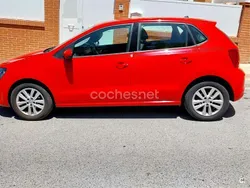 Rojo Usado 2016 VW Polo Advance Berlina | 10.500 € (Precio justo)