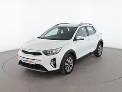 Blanco Usado 2023 Kia Stonic SUV | 15.199 € (Precio justo)