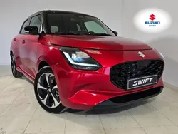 Rojo Nuevo 2024 Suzuki Swift | 20.200 € (Precio justo)