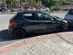 Negro Usado 2007 Peugeot 207 Berlina | 2800 € (Buen precio)