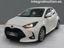 Usado 2023 Toyota Yaris Hybrid Active | 19.900 € (Buen precio)