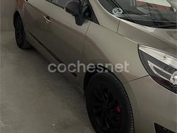 Beige Usado 2012 Renault Grand Scénic III Dynamique Monovolumen | 8700 € (Un poco caro)