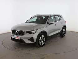 Gris Usado 2022 Volvo XC40 Core SUV | 30.699 € (Precio justo)