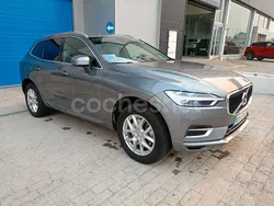 Gris / plata Usado 2019 Volvo XC60 Momentum SUV | 30.900 € (Buen precio)
