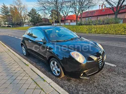 Negro Usado 2010 Alfa Romeo MiTo Distinctive Utilitario | 6900 € (Precio justo)