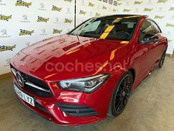 Granate Usado 2022 Mercedes CLA200 Berlina | 36.900 € (Caro)