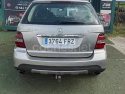 Gris / plata Usado 2008 Mercedes ML280 Edition SUV | 8900 € (Precio justo)