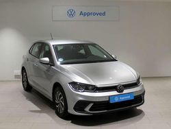 Plateado Usado 2024 VW Polo Utilitario | 21.300 € (Un poco caro)
