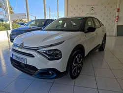 Blanco Usado 2022 Citroën e-C4 Feel Berlina | 22.500 € (Super precio)